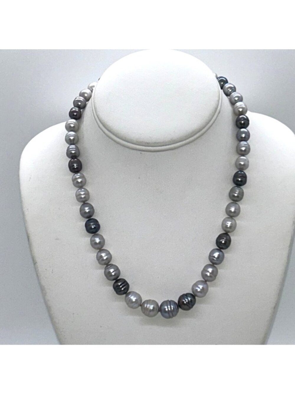 Freshwater Pearl Necklace, Potato Pearls Ring Pearls Hand Knotted 18" - Picture 4 of 12